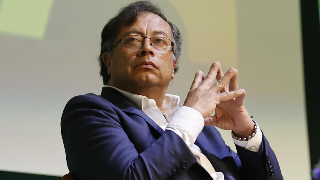 Petro responde al Parlamento Europeo y dice que asesinos de Miguel Uribe Turbay viven en Europa